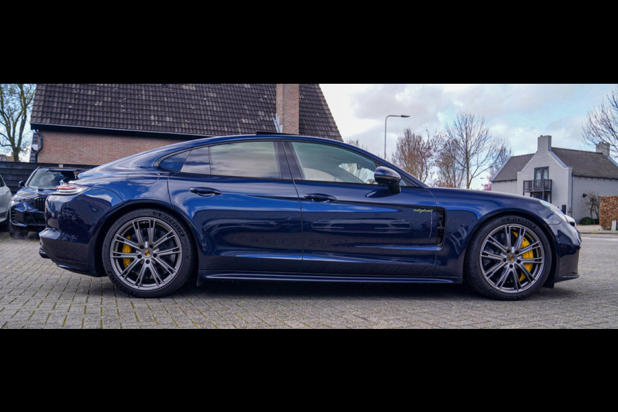 Porsche Panamera 4.0 Turbo S E-Hybrid | Achterbank verwarmd | Stoelverkoeling | Sport Chrono| Panorama Dak | Carbon | Burmester