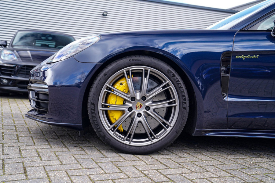 Porsche Panamera 4.0 Turbo S E-Hybrid | Achterbank verwarmd | Stoelverkoeling | Sport Chrono| Panorama Dak | Carbon | Burmester