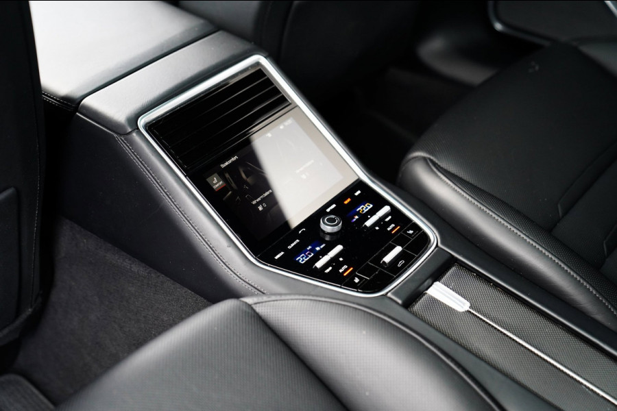 Porsche Panamera 4.0 Turbo S E-Hybrid | Achterbank verwarmd | Stoelverkoeling | Sport Chrono| Panorama Dak | Carbon | Burmester