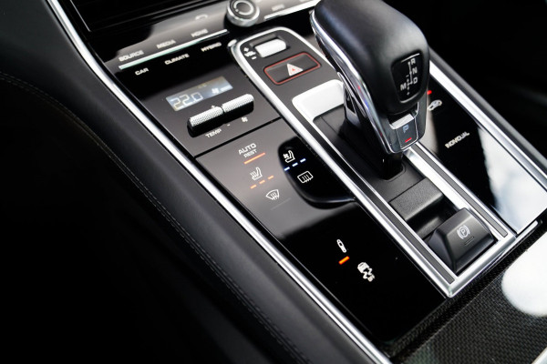 Porsche Panamera 4.0 Turbo S E-Hybrid | Achterbank verwarmd | Stoelverkoeling | Sport Chrono| Panorama Dak | Carbon | Burmester