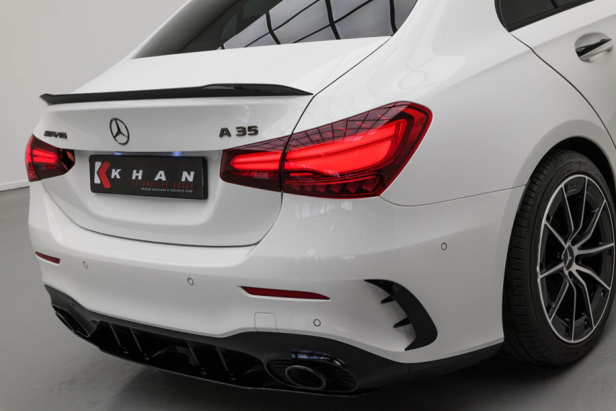 Mercedes-Benz A-Klasse AMG 35 4MATIC |Bomvoll!|Pano|Kuipstoelen|360Camera|HUD|Memory|ACC|Dodehoek|
