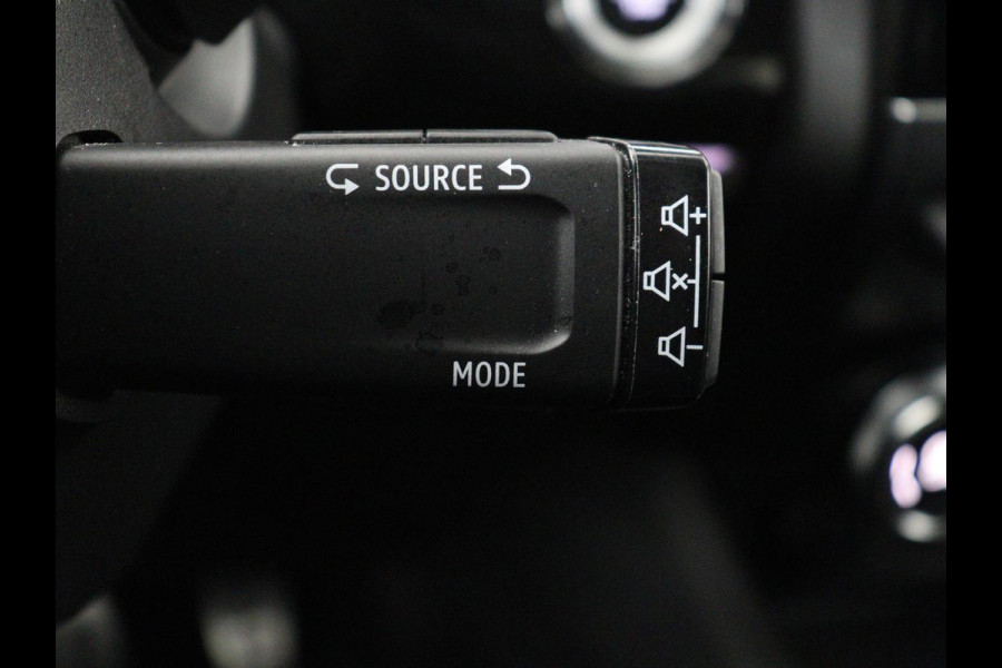 Renault Arkana 1.3 TCe 140 | Leder | Stoel & Stuurverwarming | Adaptive Cruise | Camera | Sfeerverlichting | Carplay | Bose