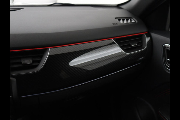 Renault Arkana 1.3 TCe 140 | Leder | Stoel & Stuurverwarming | Adaptive Cruise | Camera | Sfeerverlichting | Carplay | Bose