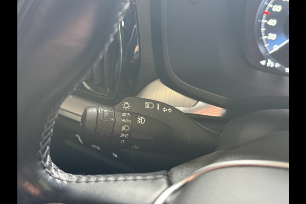 Volvo V60 2.0 T6 Recharge AWD Business Pro | Harman Kardon | Stoel/Stuurverwarming | Keyless | Trekhaak | Leder