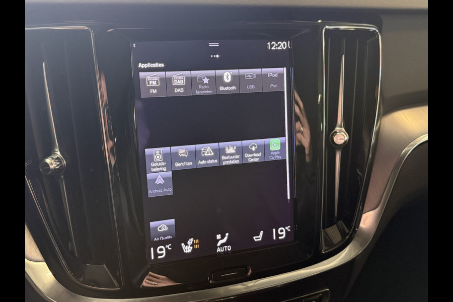 Volvo V60 2.0 T6 Recharge AWD Business Pro | Harman Kardon | Stoel/Stuurverwarming | Keyless | Trekhaak | Leder
