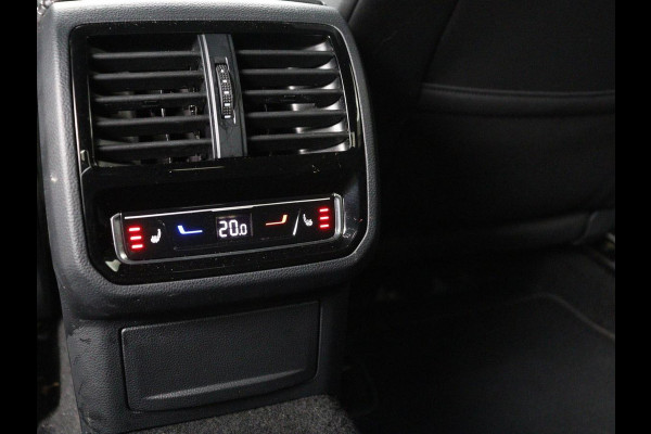 Volkswagen Arteon 1.4 TSI eHybrid R-Line Business+ | Trekhaak | LED | Stoel & stuurverwarming | Camera | Adaptive cruise | Carplay | Alcantara