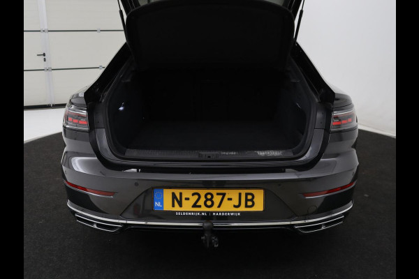 Volkswagen Arteon 1.4 TSI eHybrid R-Line Business+ | Trekhaak | LED | Stoel & stuurverwarming | Camera | Adaptive cruise | Carplay | Alcantara