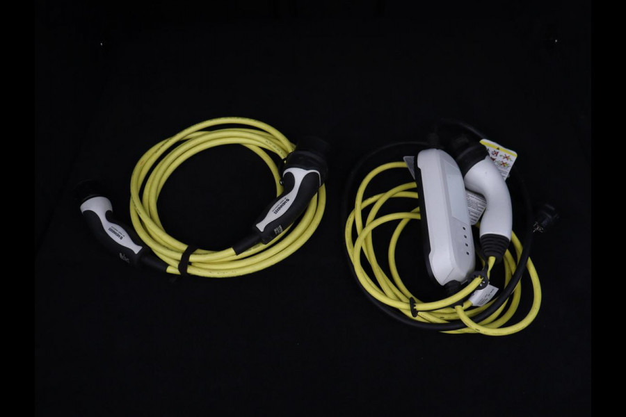 Volkswagen Arteon 1.4 TSI eHybrid R-Line Business+ | Trekhaak | LED | Stoel & stuurverwarming | Camera | Adaptive cruise | Carplay | Alcantara