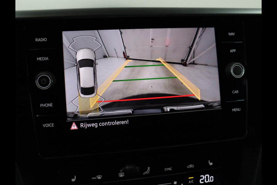 Volkswagen Arteon 1.4 TSI eHybrid R-Line Business+ | Trekhaak | LED | Stoel & stuurverwarming | Camera | Adaptive cruise | Carplay | Alcantara