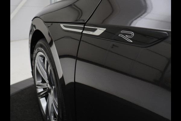 Volkswagen Arteon 1.4 TSI eHybrid R-Line Business+ | Trekhaak | LED | Stoel & stuurverwarming | Camera | Adaptive cruise | Carplay | Alcantara