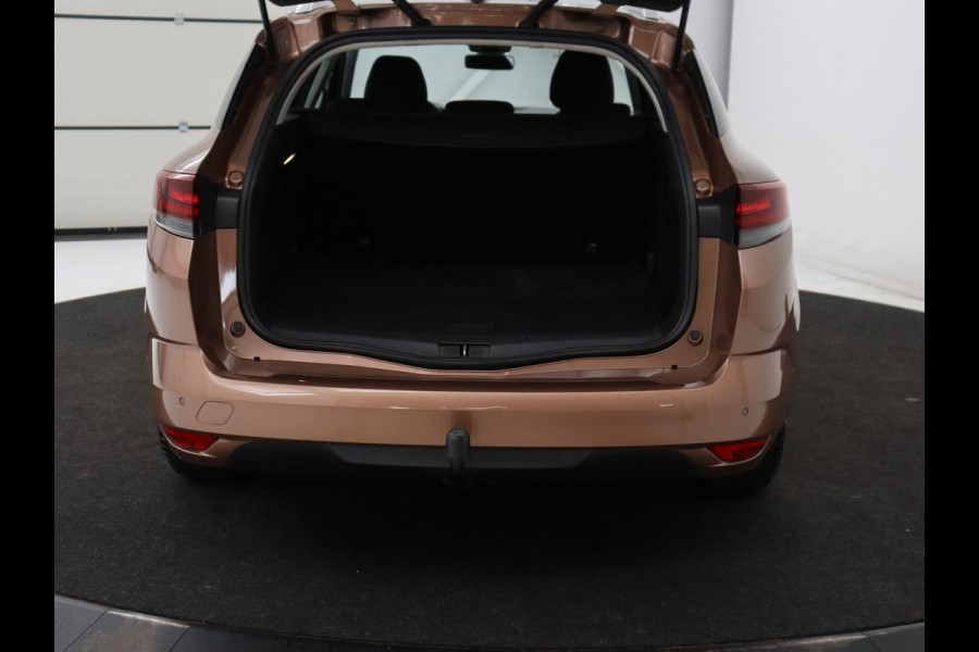 Renault Mégane Estate 1.3 TCe Business Zen | Trekhaak | PDC | Carplay | Navigatie | Full LED | Cruise control | Bluetooth