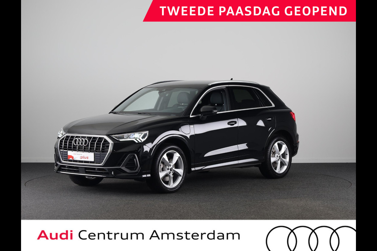 Audi Q3 45 TFSI e S edition 245pk | Navigatie | Stoelverwarming | 19 inch lichtmetalen velgen | 3 spaak afgevlakt stuurwiel