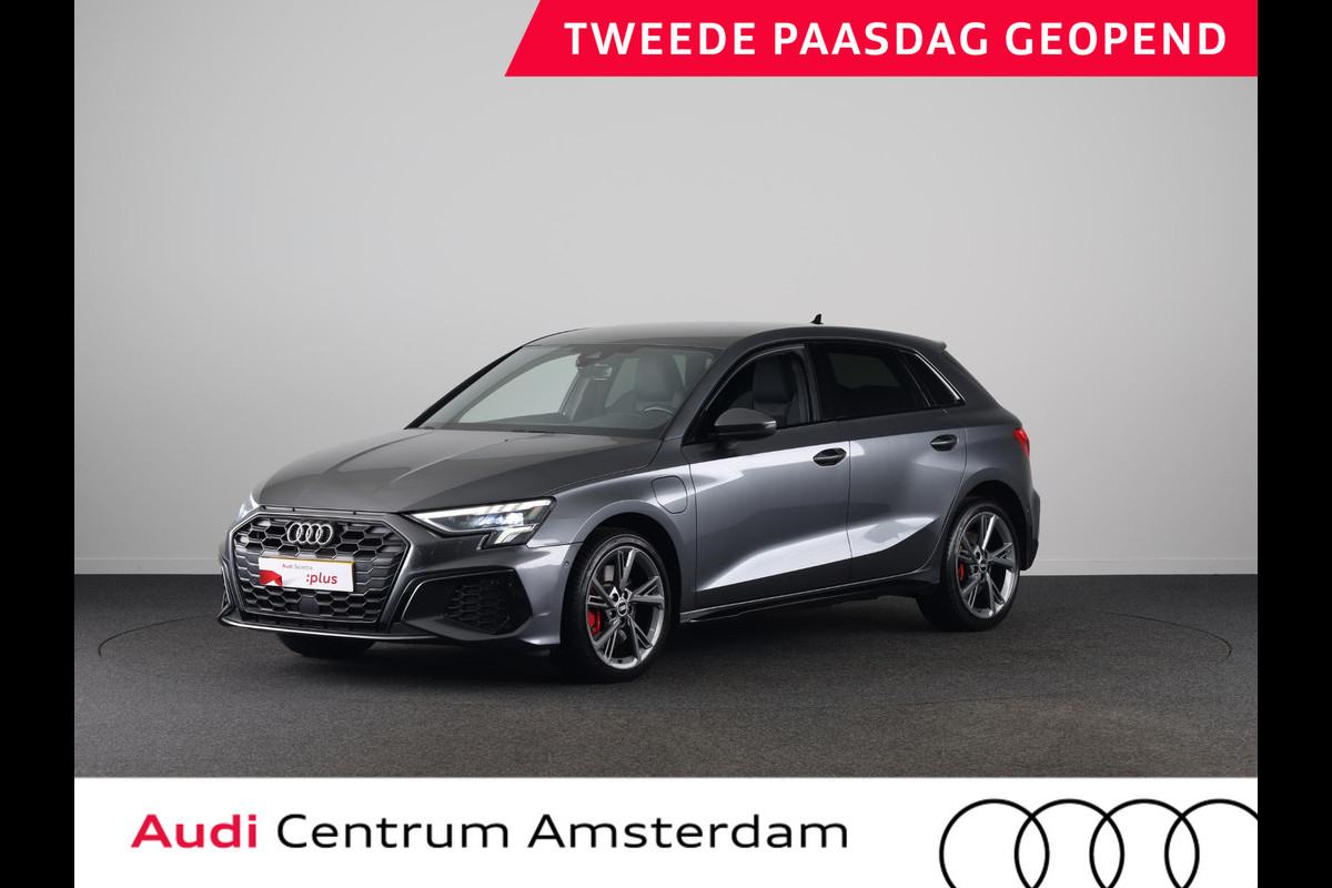 Audi A3 Sportback 45 TFSI e S edition Competition 245pk | Ambient Lighting | Afgevlakt stuur | Audi soundsystem | Parkeerhulp V+A