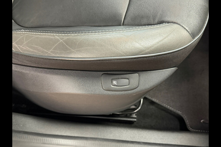 Renault Captur 1.3 TCe Intens AUT. STOELVERWARMING LEDEREN BEKLEDING NAVIGATIE CRUISE CAMERA PDC START/STOP KEYLESS-GO