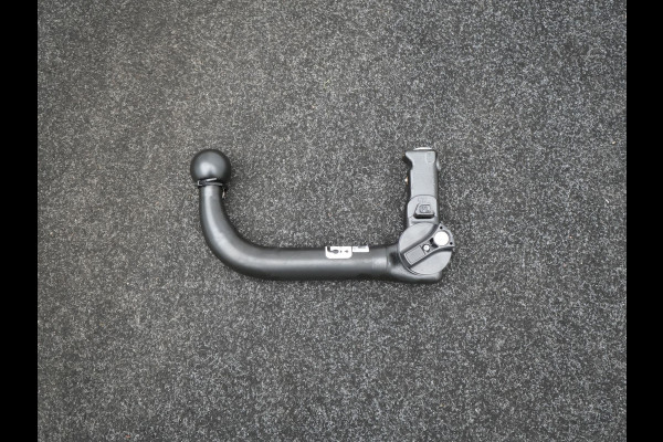 Ford Kuga 2.5 Titanium PHEV 225pk Dealer O.H. | Trekhaak Afn. | Camera | Stoelen & Stuur Verwarmd | Keyless | Apple Carplay | Virtual | Navigatie | DAB | Cruise Control | Plug In Hybrid |