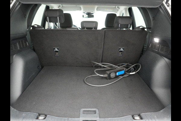 Ford Kuga 2.5 Titanium PHEV 225pk Dealer O.H. | Trekhaak Afn. | Camera | Stoelen & Stuur Verwarmd | Keyless | Apple Carplay | Virtual | Navigatie | DAB | Cruise Control | Plug In Hybrid |