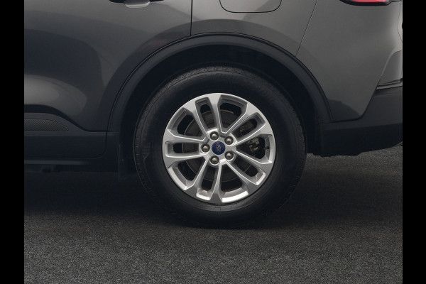 Ford Kuga 2.5 Titanium PHEV 225pk Dealer O.H. | Trekhaak Afn. | Camera | Stoelen & Stuur Verwarmd | Keyless | Apple Carplay | Virtual | Navigatie | DAB | Cruise Control | Plug In Hybrid |