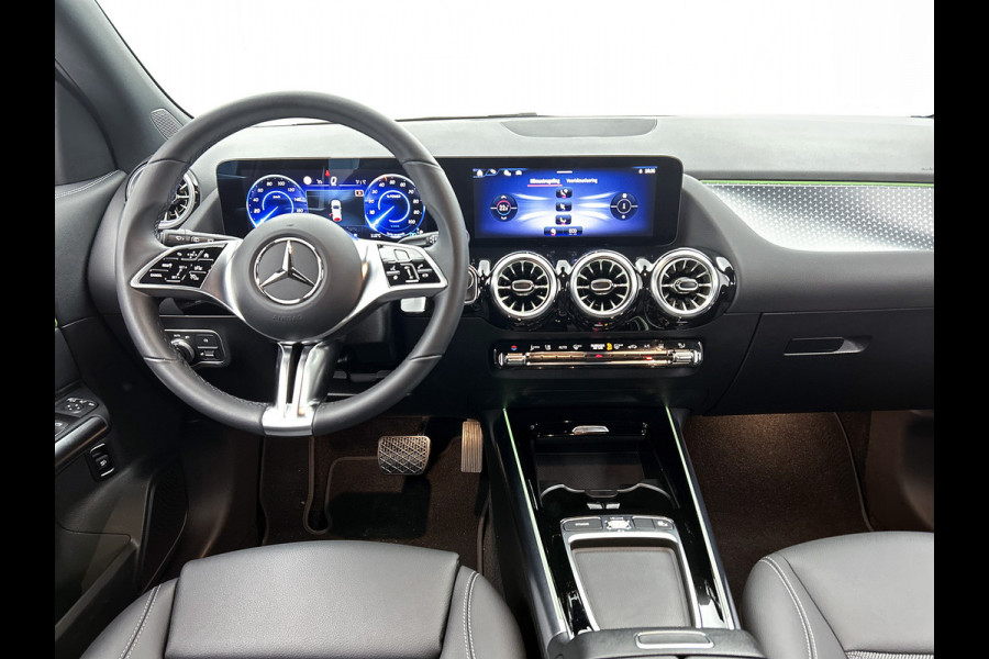 Mercedes-Benz EQA 250+ Business Solution 71 kWh mrt 26| Lichtmetalen velgen | Navigatie | Parking support met camera achter | stoelverwarming voor | Inclusief 24 maanden MB Certified garantie voor Europa.