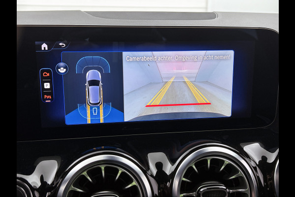 Mercedes-Benz EQA 250+ Business Solution 71 kWh mrt 26| Lichtmetalen velgen | Navigatie | Parking support met camera achter | stoelverwarming voor | Inclusief 24 maanden MB Certified garantie voor Europa.