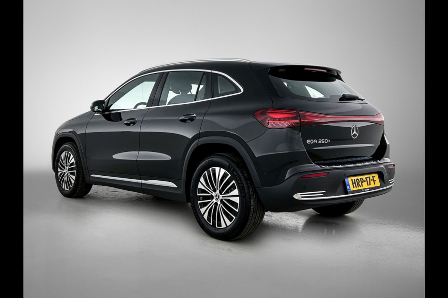 Mercedes-Benz EQA 250+ Business Solution 71 kWh mrt 26| Lichtmetalen velgen | Navigatie | Parking support met camera achter | stoelverwarming voor | Inclusief 24 maanden MB Certified garantie voor Europa.