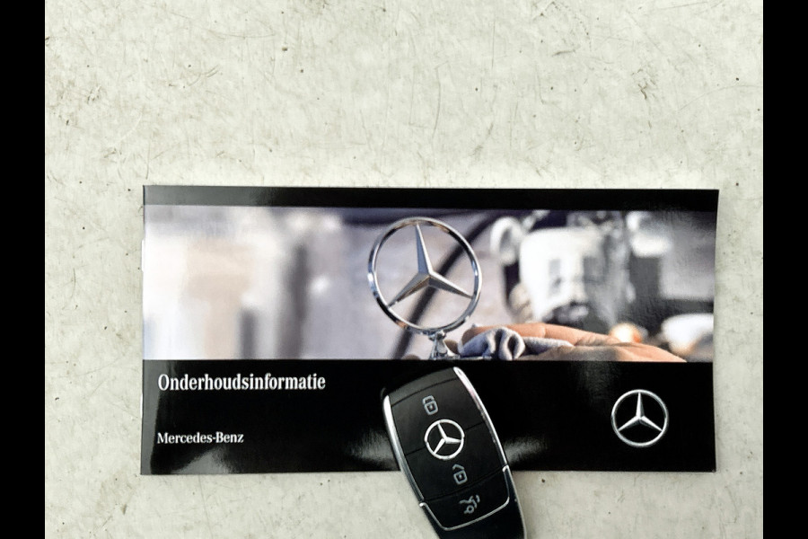 Mercedes-Benz EQA 250+ Business Solution 71 kWh mrt 26| Lichtmetalen velgen | Navigatie | Parking support met camera achter | stoelverwarming voor | Inclusief 24 maanden MB Certified garantie voor Europa.