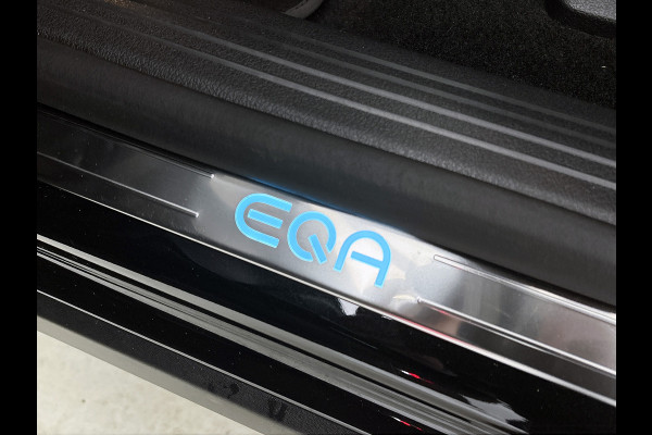 Mercedes-Benz EQA 250+ Business Solution 71 kWh mrt 26| Lichtmetalen velgen | Navigatie | Parking support met camera achter | stoelverwarming voor | Inclusief 24 maanden MB Certified garantie voor Europa.