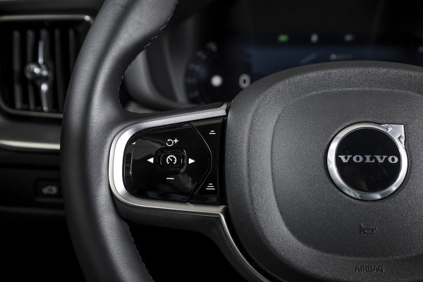 Volvo XC60 2.0 T8 Plug-in-hybrid AWD Polestar Engineered - Facelift MY26 | S/K-Panodak | Elek. Trekhaak | Harman/Kardon | 360 Camera | Dig.Cockpit | Adapt.Cruise | Stoel+-Stuurverw. | Elek. stoelen | NAV + App.Connect + NAV | ECC | LM 21" | 9215