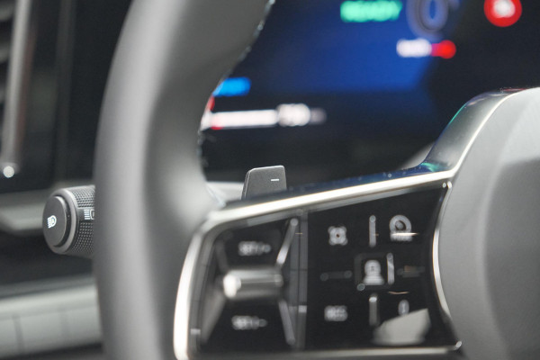 Renault Austral 1.2 E-Tech full hybrid 200 Techno Esprit Alpine | 1500 KG Trekgewicht | Camera | Dodehoekdetectie | Adaptieve Cruise Control | Pack Winter