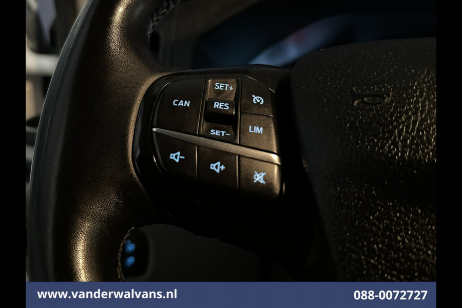 Ford Transit 2.0 TDCI 131pk L4H3 Jumbo Euro6 Airco | Camera | Cruisecontrol | Stoelverwarming Verwarmde voorruit, Parkeersensoren, Bijrijdersbank, 2750kg trekvermogen