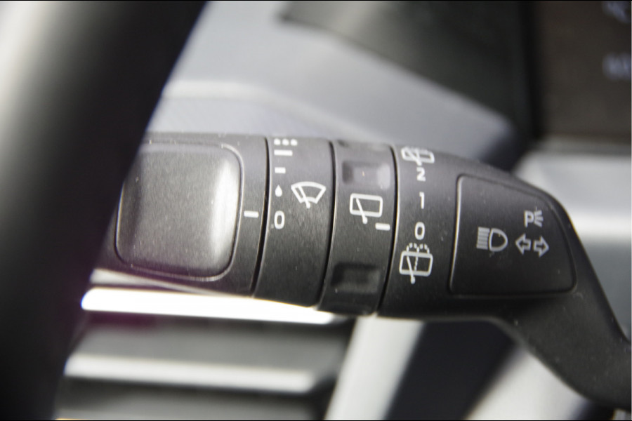 Ford Transit Custom 300 2.0 TDCI L2 Limited DC-5P, LED, KEYLESS, STOELVERWARMING, VOORRUIT VERWARMING, CAMERA, NAVI, CRUISE, LEDER MF STUUR, DUBBEL