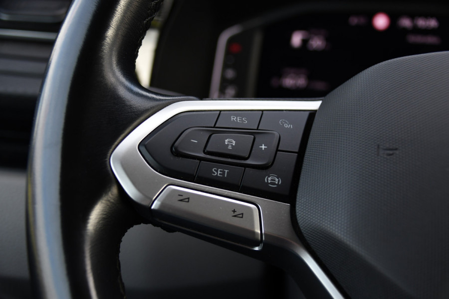 Volkswagen Transporter 2.0 TDI L2H1 30 ABT Bulli Camera, Cruise, Carplay, LED, Stoelverwarming, Standkachel, Multimedia, Sensoren, Uniek!