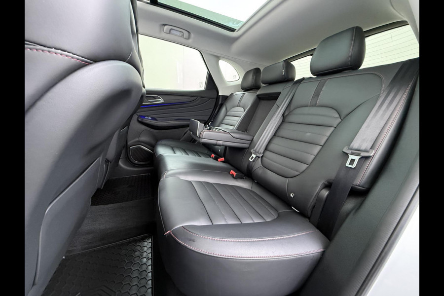 MG EHS 1.5 TGDI Luxury | PHEV | MEGA COMPLEET! | COMPLETE HISTORIE AANWEZIG | FABRIEKSGARANTIE T/M 3-2030 | 52km WLTP ELECTR RIJBEREIK, TOTAAL RIJBEREIK TOT 1.000km!