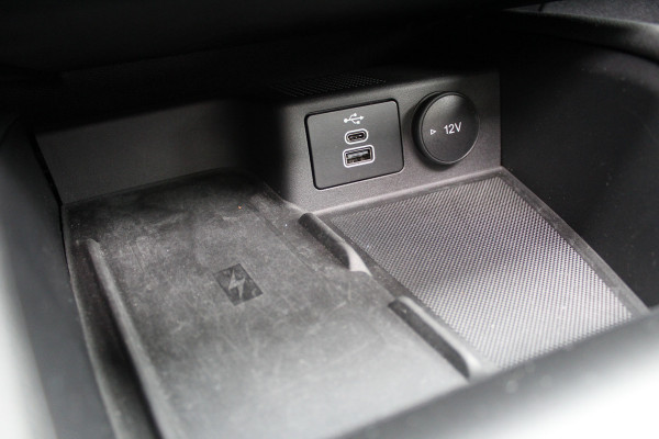 Ford Kuga 2.5 PHEV ST-Line | Panoramadak | Trekhaak | Navigatie | BLIS | Head-Up