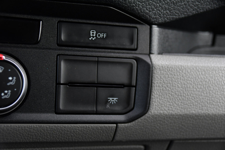 MAN TGE 3.180 35 2.0 L3H3 PB Edition Cruise, Camera, Carplay, 177pk, LED, Trekhaak, Stoelverwarming, Automaat, Multimedia, Uniek!