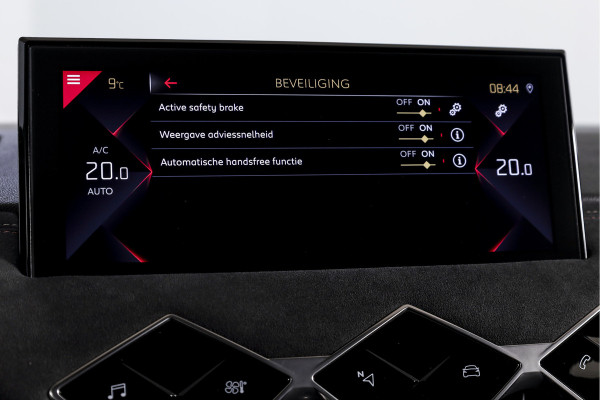 DS DS 3 Crossback 1.2 PureTech 100 PK Performance Line | Dig. Cockpit | Cruise | PDC | Camera | NAV+App. Connect | ECC | LM 17" |