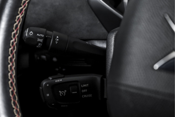 DS DS 3 Crossback 1.2 PureTech 100 PK Performance Line | Dig. Cockpit | Cruise | PDC | Camera | NAV+App. Connect | ECC | LM 17" |