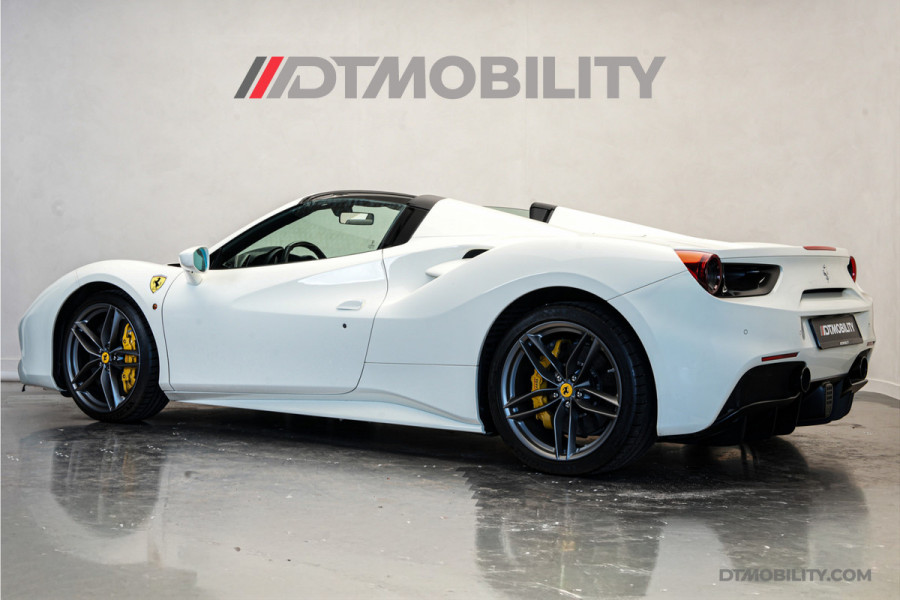 Ferrari 488 3.9 Spider HELE | Daytona Racing Seats | Passenger Display | Nose Lift |