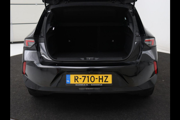 Opel Astra 1.6 Hybrid Business Edition | Stoelverwarming | Adaptive cruise | Navigatie | Camera | Full LED | Stuurverwarming | Carplay | PHEV | Plug In