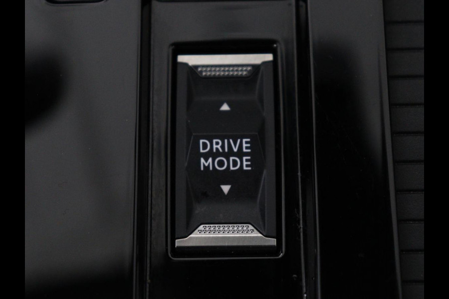 Opel Astra 1.6 Hybrid Business Edition | Stoelverwarming | Adaptive cruise | Navigatie | Camera | Full LED | Stuurverwarming | Carplay | PHEV | Plug In