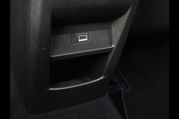 Opel Astra 1.6 Hybrid Business Edition | Stoelverwarming | Adaptive cruise | Navigatie | Camera | Full LED | Stuurverwarming | Carplay | PHEV | Plug In