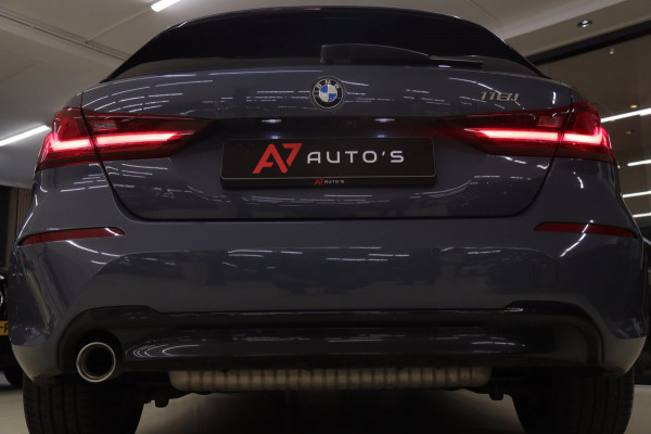 BMW 1-serie 118i Executive Edition NAP/CARPLAY/CAM/LANEASSIST/NAVI/VOL