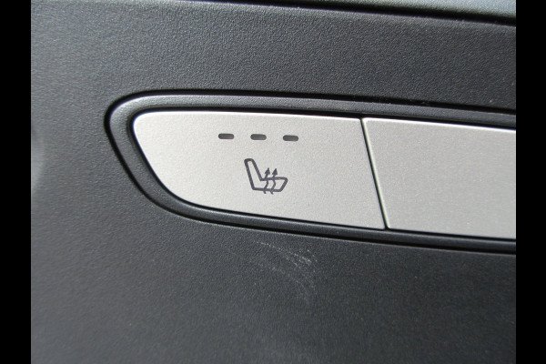 Mercedes-Benz Vito E vito 112 L2 66 kWh snelladen SoH 97,5 % camera 3-zits