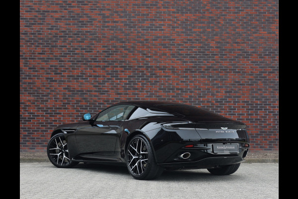 Aston Martin DB12 4.0 V8