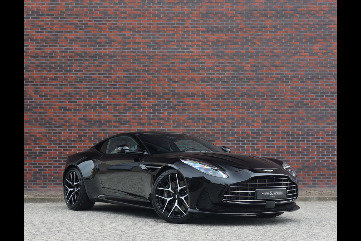 Aston Martin DB12 4.0 V8