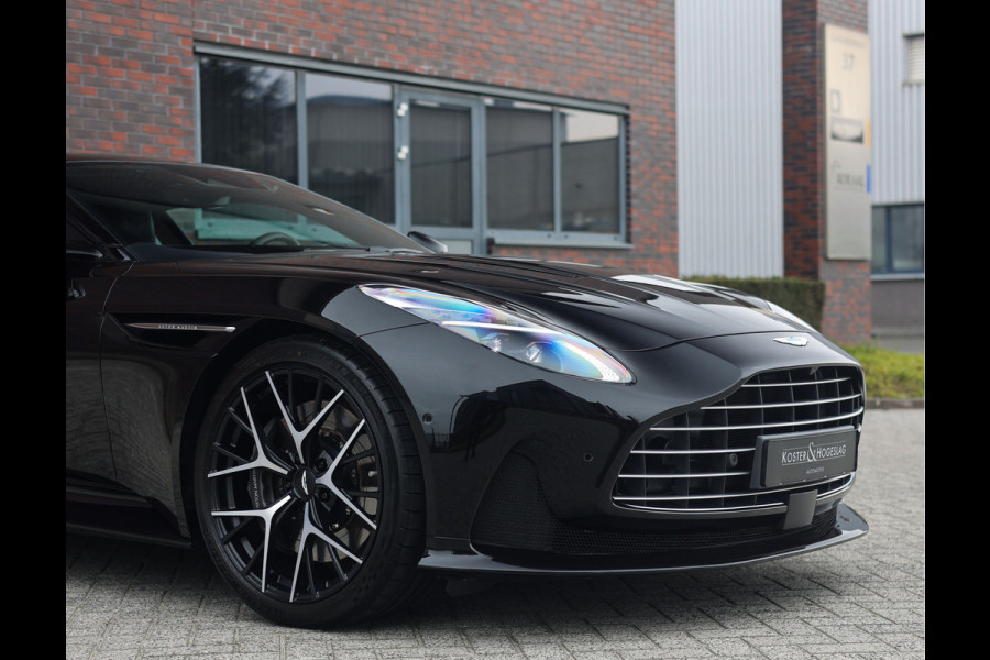 Aston Martin DB12 4.0 V8