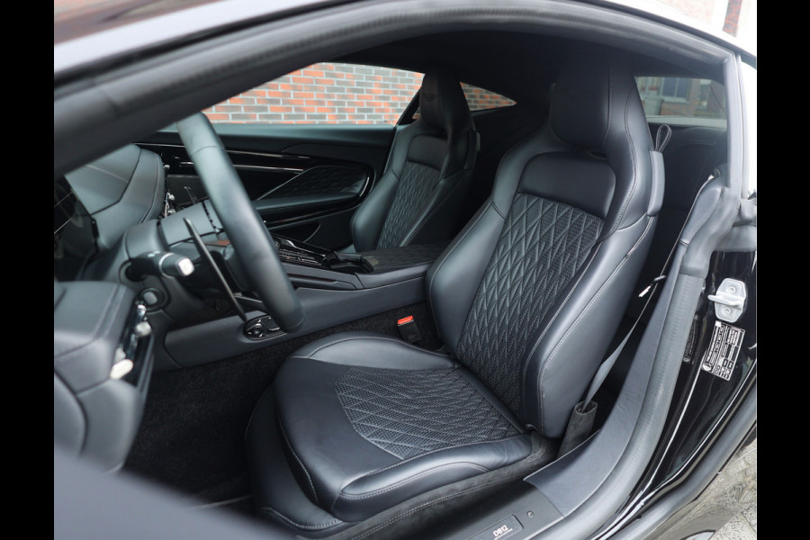 Aston Martin DB12 4.0 V8