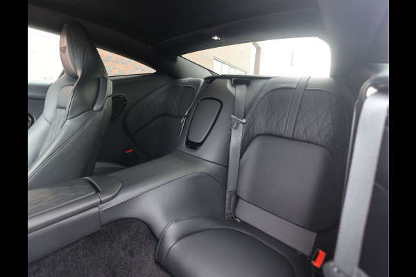 Aston Martin DB12 4.0 V8