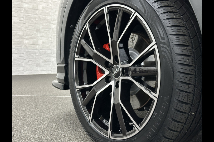 Audi Q3 45e 245pk S-Line | RS-Leder | Panorama | LED-Matrix | Camera | Virtual Cockpit | Carplay | Cruise Contol | 12-2022 | 28dkm | Side Assist | Elektr. A-Klep | Keyless-Entry | Stoelverwarming | Climate Control | Dodehoek |Rijklaarprijs incl. Bovag garantie.