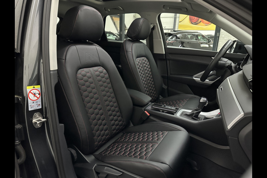 Audi Q3 45e 245pk S-Line | RS-Leder | Panorama | LED-Matrix | Camera | Virtual Cockpit | Carplay | Cruise Contol | 12-2022 | 28dkm | Side Assist | Elektr. A-Klep | Keyless-Entry | Stoelverwarming | Climate Control | Dodehoek |Rijklaarprijs incl. Bovag garantie.