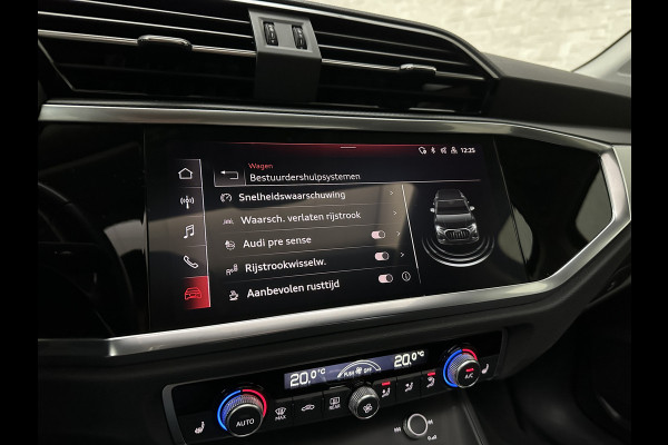 Audi Q3 45e 245pk S-Line | RS-Leder | Panorama | LED-Matrix | Camera | Virtual Cockpit | Carplay | Cruise Contol | 12-2022 | 28dkm | Side Assist | Elektr. A-Klep | Keyless-Entry | Stoelverwarming | Climate Control | Dodehoek |Rijklaarprijs incl. Bovag garantie.